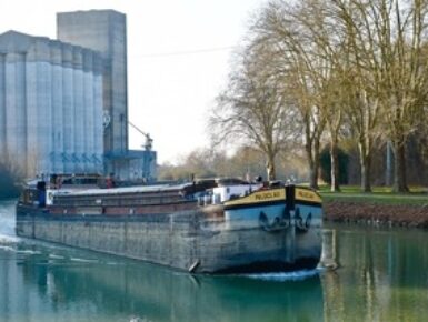 RPIS 4.0 – Smart Community System for Upper Rhine Ports