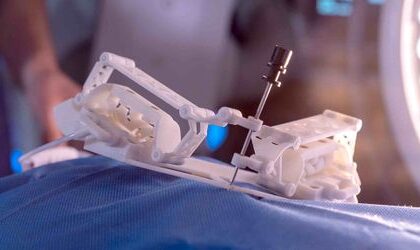 Robotique interactive et intelligente par impression 3D pour la chirurgie et la radiologie interventionnelle