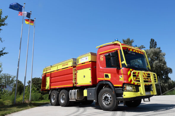 Sapeurs-pompiers français et allemands unis face au risque croissant de feux de forêts