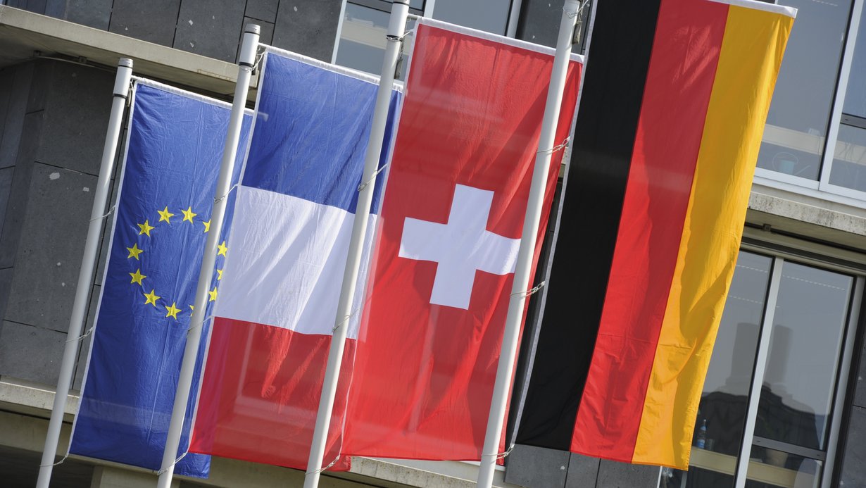 Identifier et lever les obstacles juridiques et administratifs des frontières du Rhin supérieur